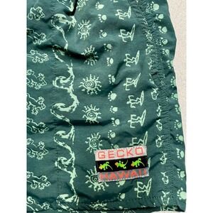 Gecko Hawaii Mens‎ Small Green Tribal Gecko Print Nylon Board Shorts GHV02 Wave
